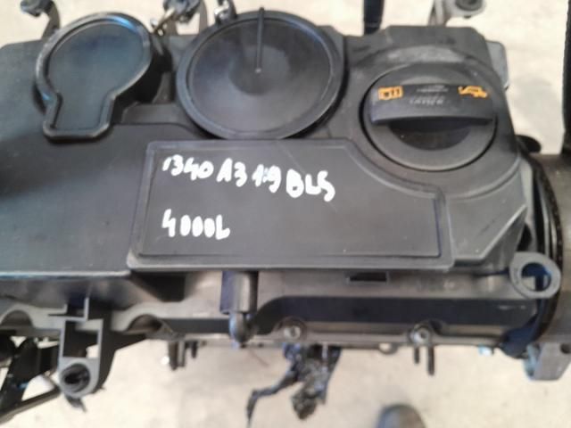 bontott AUDI A3 Motor (Fűzött blokk hengerfejjel)