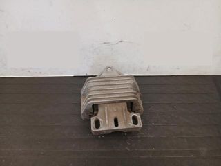 bontott AUDI A3 Motor Tartó Bak Bal