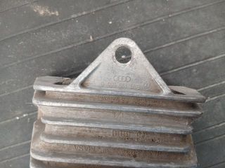 bontott AUDI A3 Motor Tartó Bak Bal