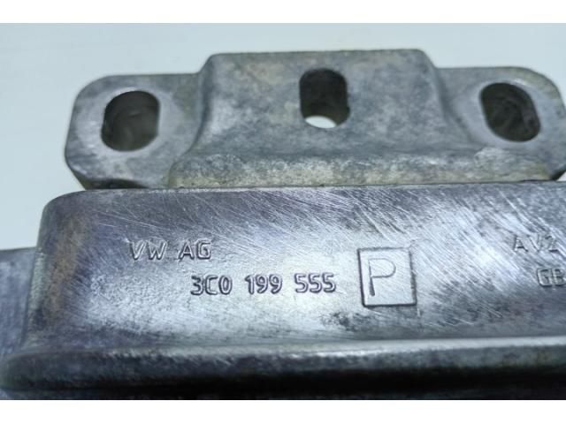 bontott AUDI A3 Motor Tartó Bak Bal