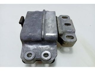 bontott AUDI A3 Motor Tartó Bak Bal