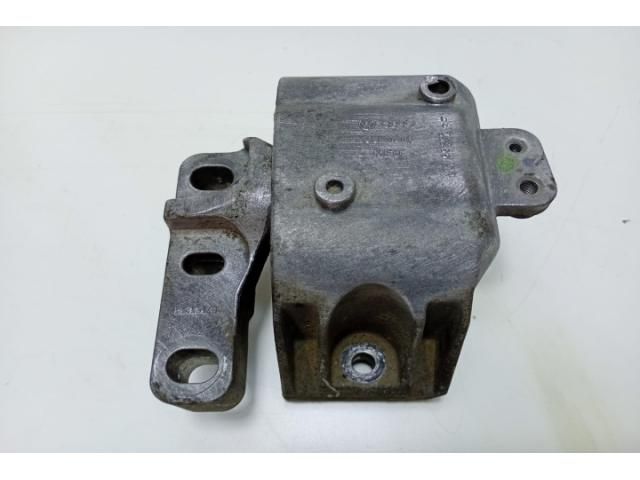 bontott AUDI A3 Motor Tartó Bak (Pozíciófüggetlen)