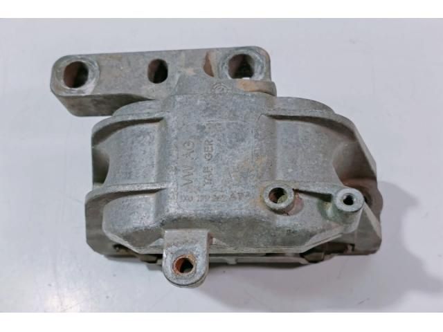 bontott AUDI A3 Motor Tartó Bak (Pozíciófüggetlen)