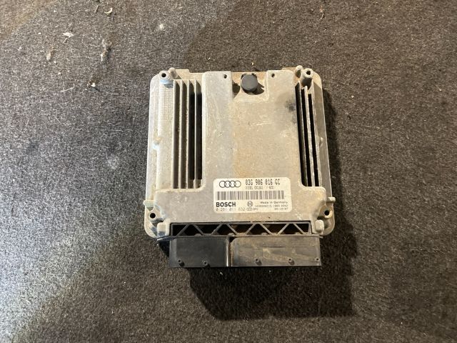 bontott AUDI A3 Motorvezérlő