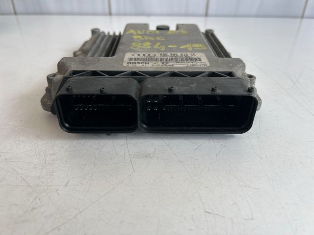 bontott AUDI A3 Motorvezérlő