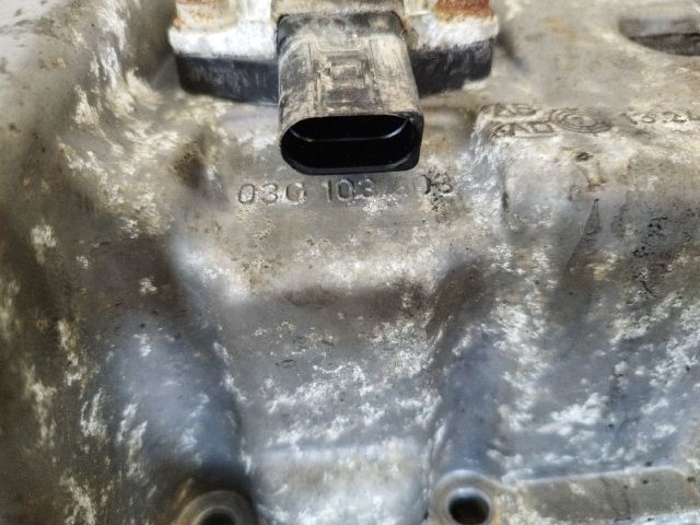 bontott AUDI A3 Olajteknő