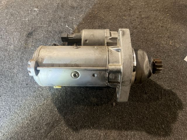 bontott AUDI A3 Önindító