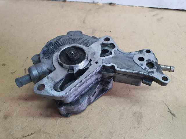 bontott AUDI A3 Vákumpumpa