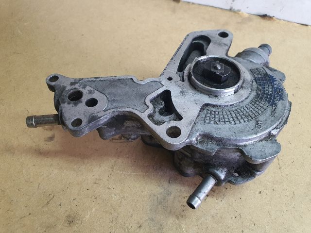 bontott AUDI A3 Vákumpumpa