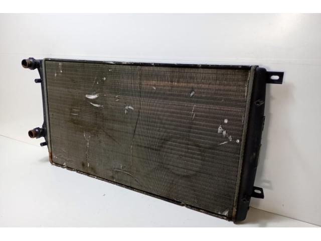 bontott AUDI A3 Vízhűtő Radiátor (Nem klímás)