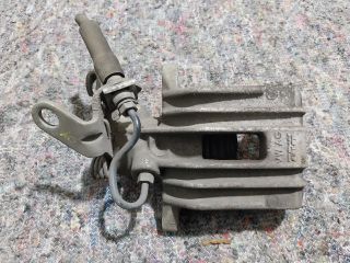 bontott AUDI A3 Bal hátsó Féknyereg Munkahengerrel