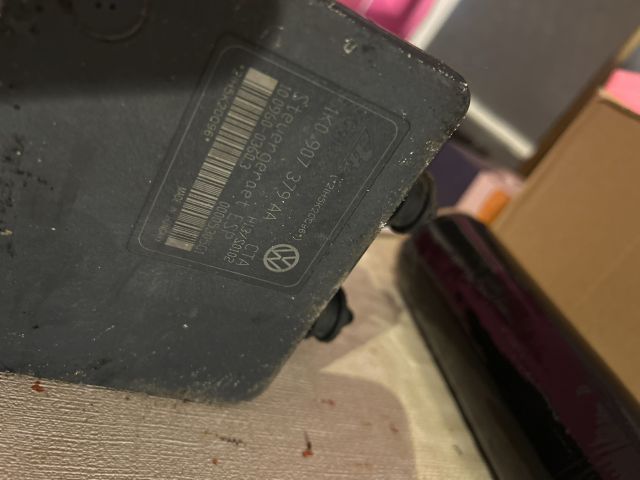 bontott AUDI A3 ABS Kocka