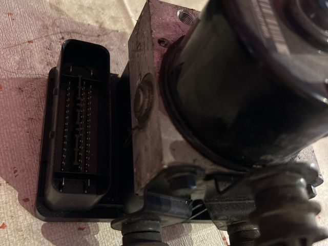 bontott AUDI A3 ABS Kocka