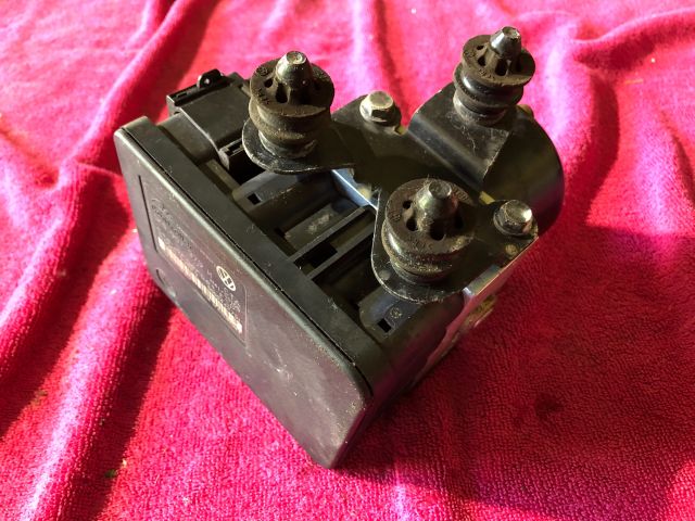 bontott AUDI A3 ABS Kocka