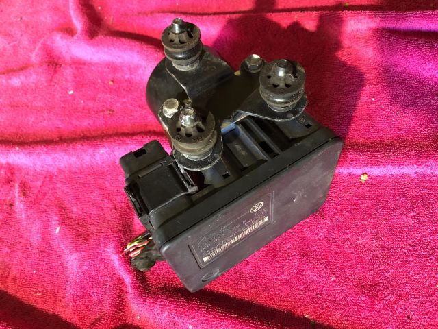 bontott AUDI A3 ABS Kocka