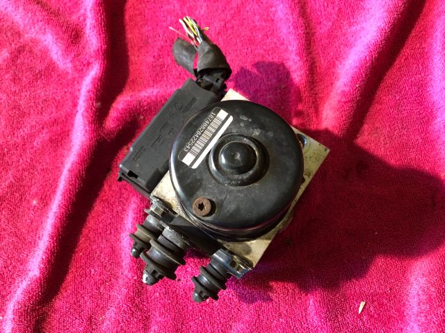 bontott AUDI A3 ABS Kocka