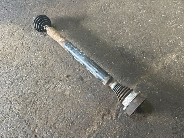 bontott AUDI A3 Jobb Féltengely