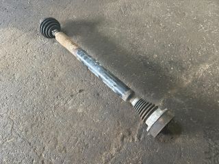 bontott AUDI A3 Jobb Féltengely