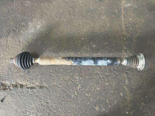 bontott AUDI A3 Jobb Féltengely