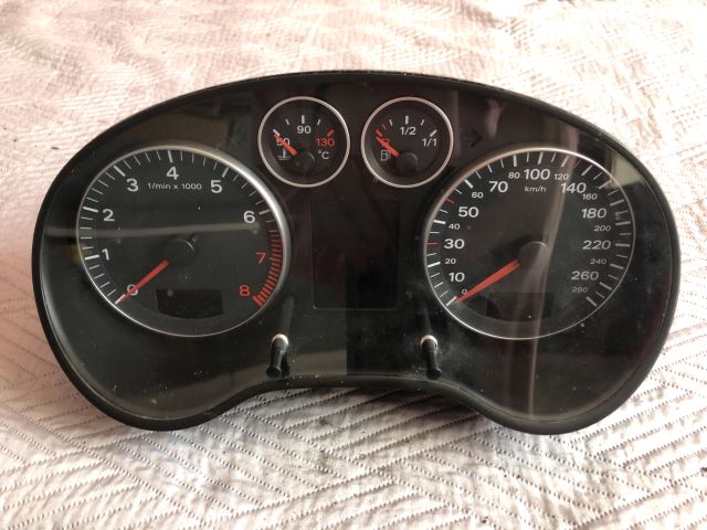 bontott AUDI A3 Kilométeróra