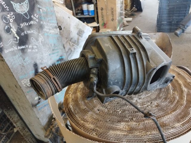 bontott AUDI A3 Légszűrő Ház