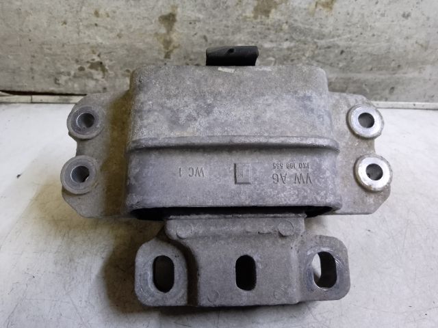 bontott AUDI A3 Motor Tartó Bak (Fém)
