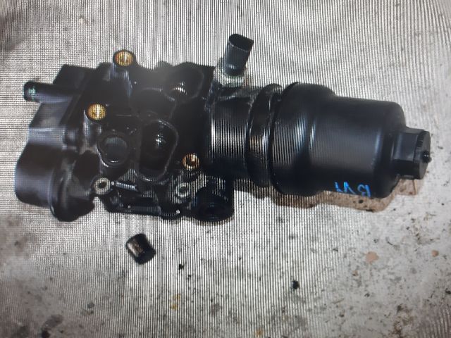 bontott AUDI A3 Olajszűrő Ház