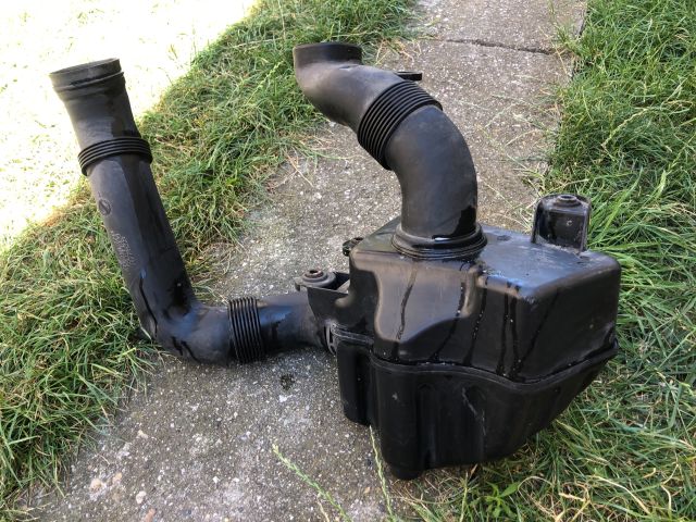 bontott AUDI A3 Rezonátor