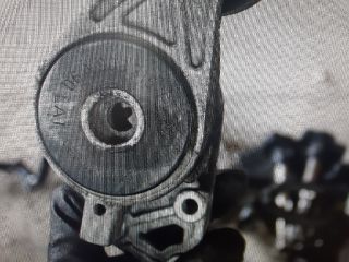 bontott AUDI A3 Szíjfeszítő Görgő