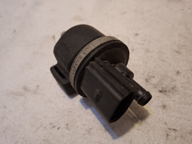 bontott AUDI A3 Tankszellőztető Szelep