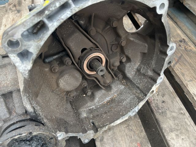 bontott AUDI A3 Váltó (Mechanikus)