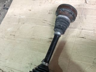 bontott AUDI A3 Bal Féltengely