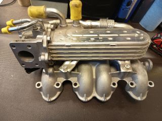 bontott AUDI A3 EGR Hűtő Cső