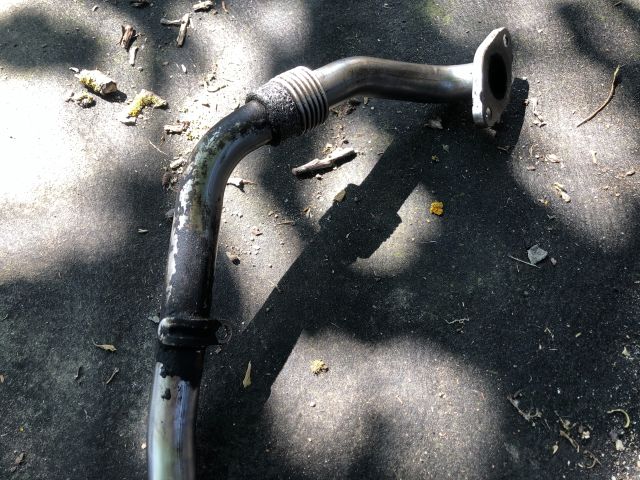 bontott AUDI A3 EGR Hűtő Cső