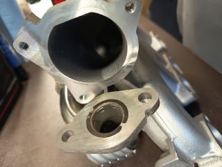 bontott AUDI A3 EGR Hűtő Cső