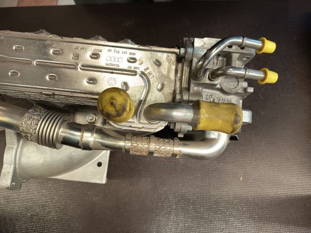 bontott AUDI A3 EGR Hűtő Cső