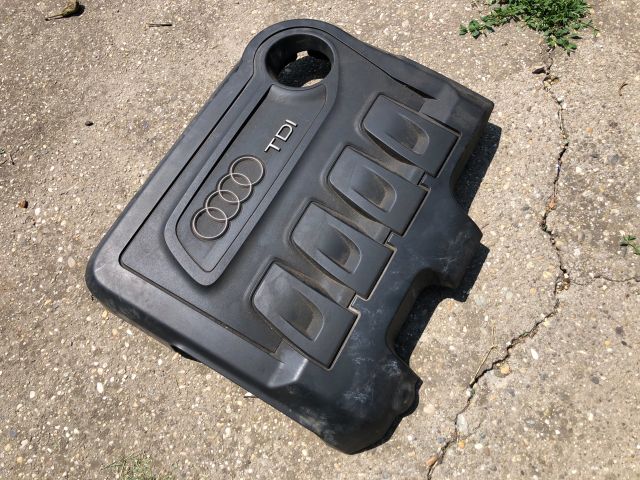 bontott AUDI A3 Felső Motorburkolat