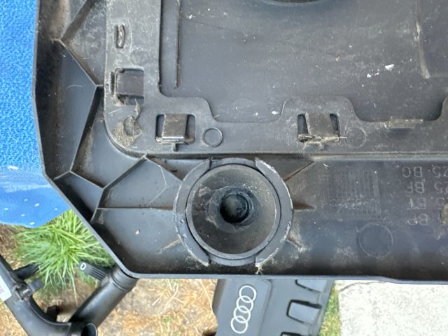 bontott AUDI A3 Felső Motorburkolat