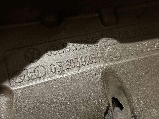 bontott AUDI A3 Felső Motorburkolat