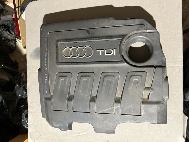 bontott AUDI A3 Felső Motorburkolat