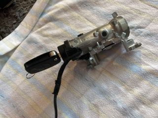 bontott AUDI A3 Gyújtáskapcsoló Házzal