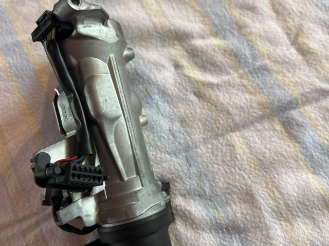 bontott AUDI A3 Gyújtáskapcsoló Házzal