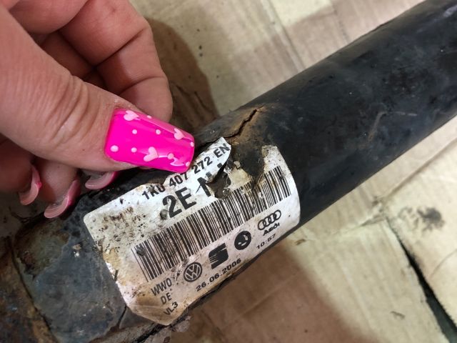 bontott AUDI A3 Jobb Féltengely