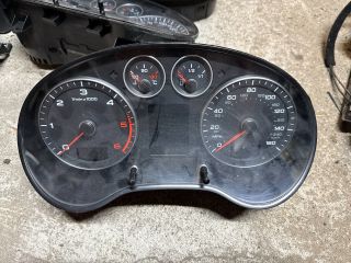 bontott AUDI A3 Kilométeróra