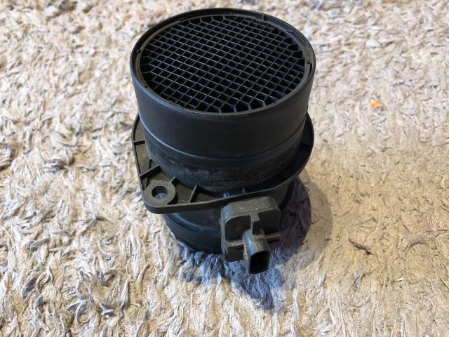 bontott AUDI A3 Légtömegmérő