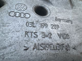 bontott AUDI A3 Motor Tartó Bak (Fém)