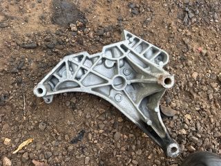 bontott AUDI A3 Motor Tartó Bak (Fém)