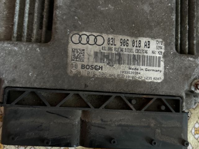bontott AUDI A3 Motorvezérlő