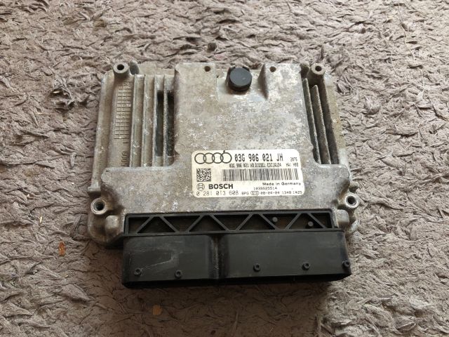 bontott AUDI A3 Motorvezérlő