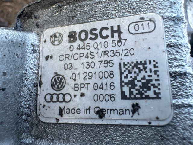 bontott AUDI A3 Nagynyomású Szivattyú